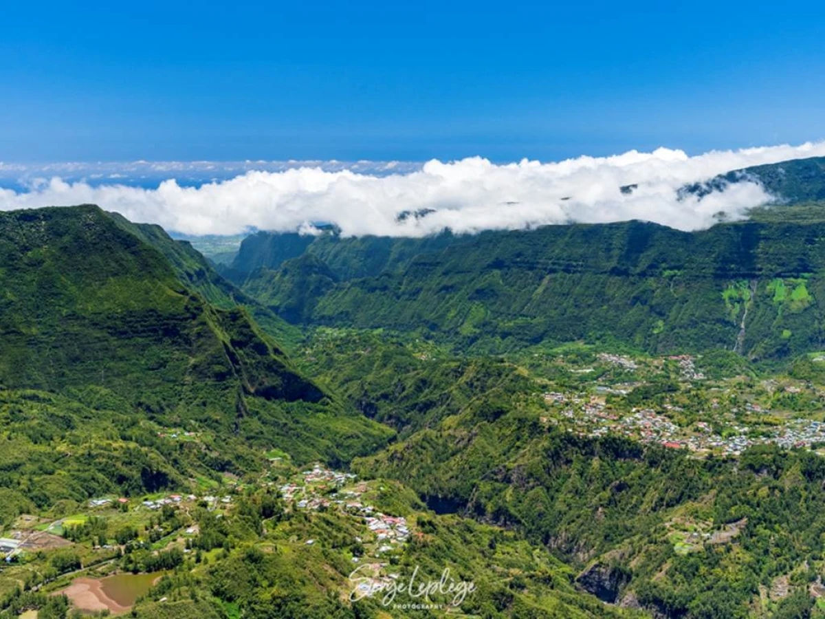 3 cirques vue sur le volcan - Bonjour Fun