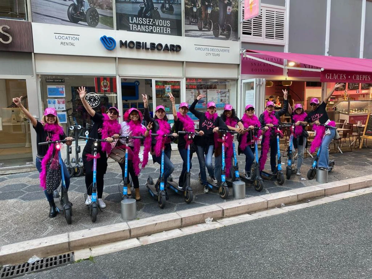 Activité spéciale EVJF/EVG à Nice en Trottinettes - Bonjour Fun