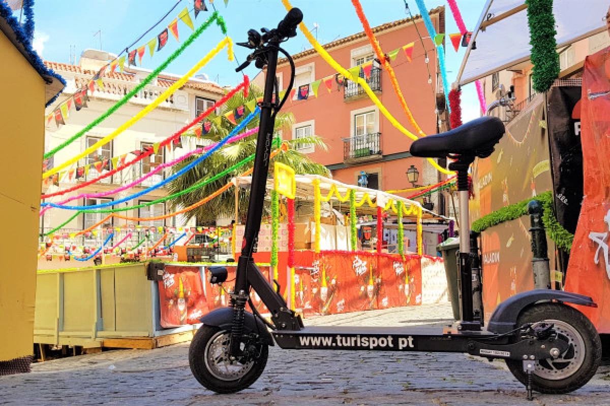 Alfama & Mouraria Tour by E-Scooter - Bonjour Fun