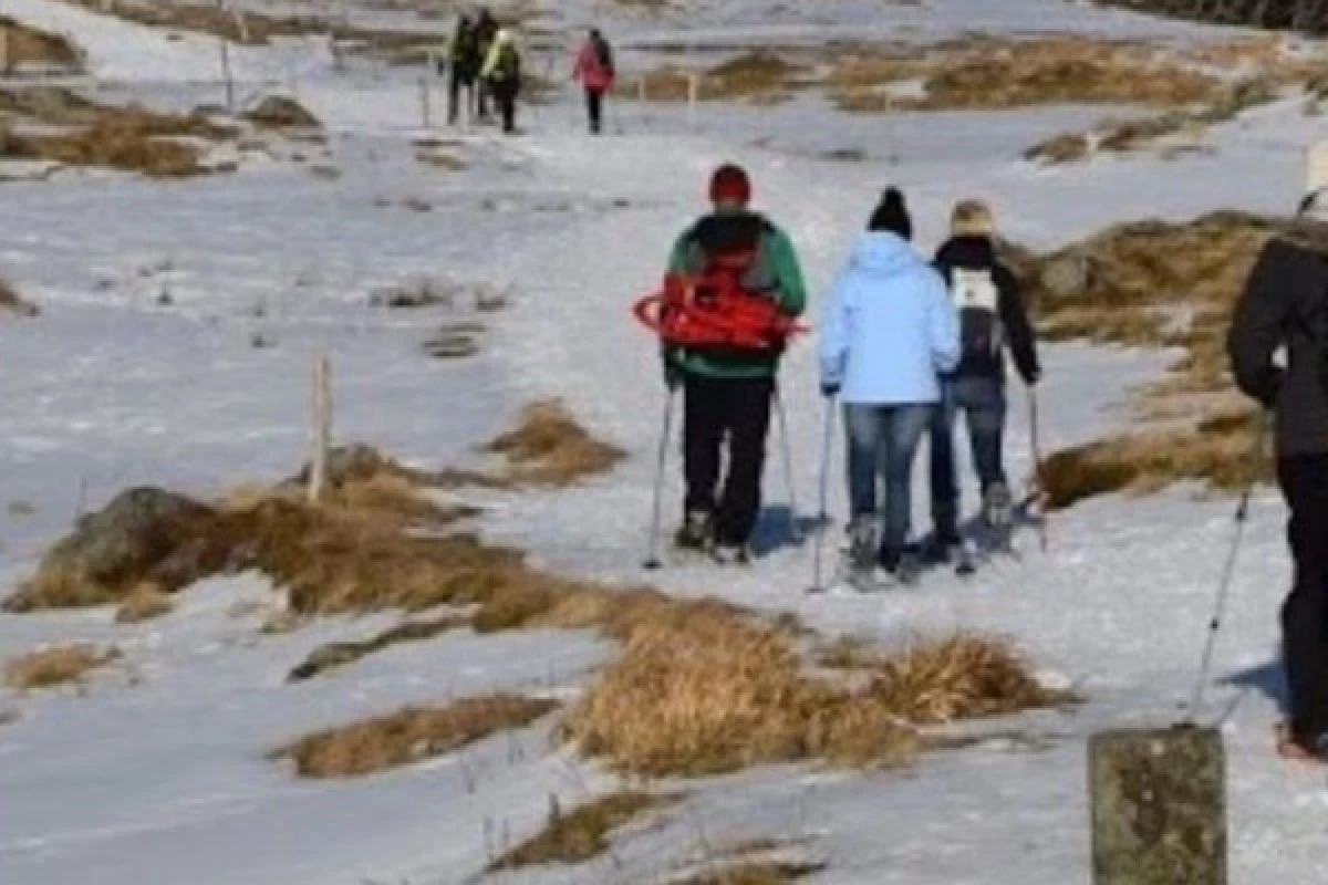 Balade en raquettes à neige découverte du Tanet - Bonjour Fun