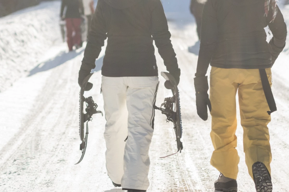 Balade en raquettes à neige et descentes en luge - Bonjour Fun