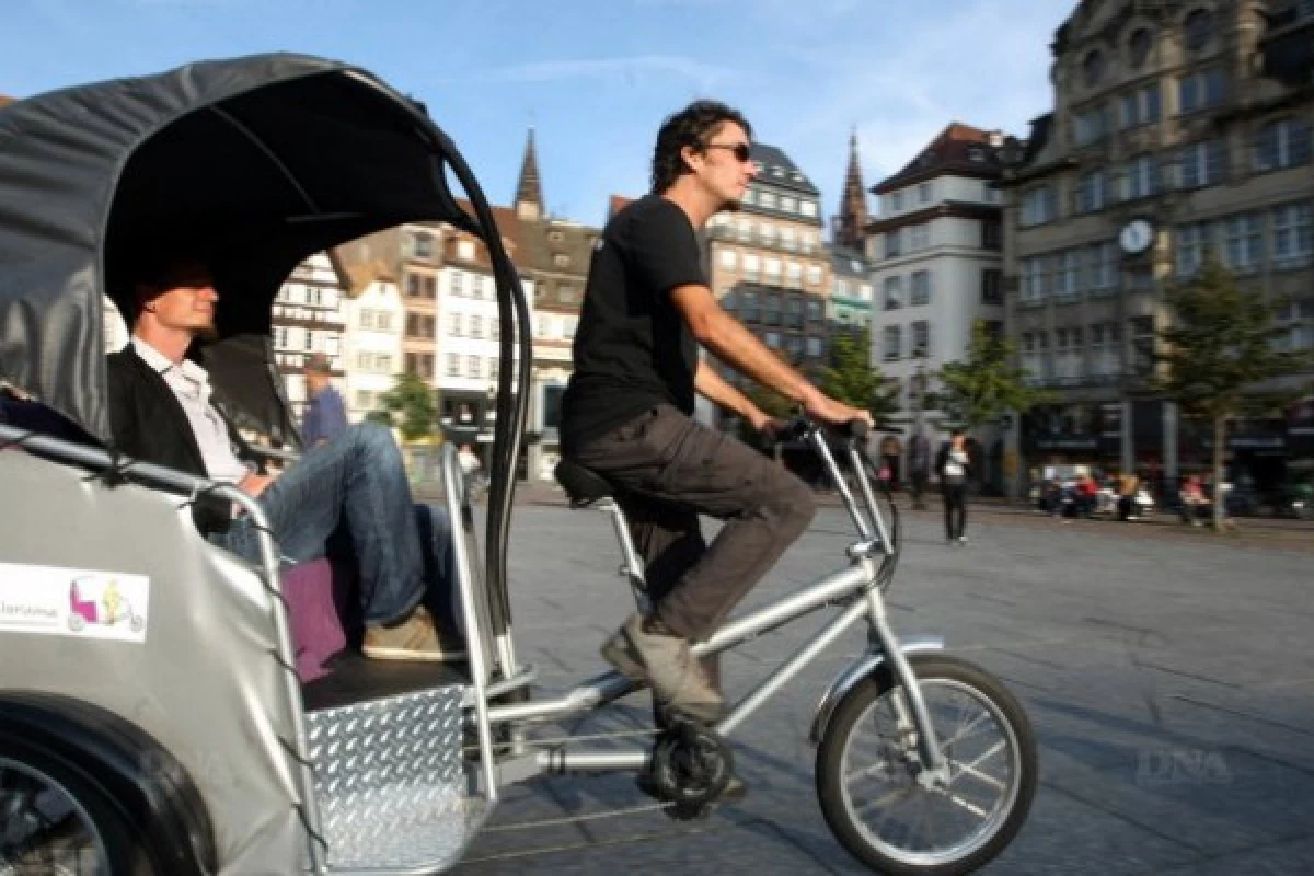 Balade en vélo-calèche à Strasbourg - Bonjour Fun