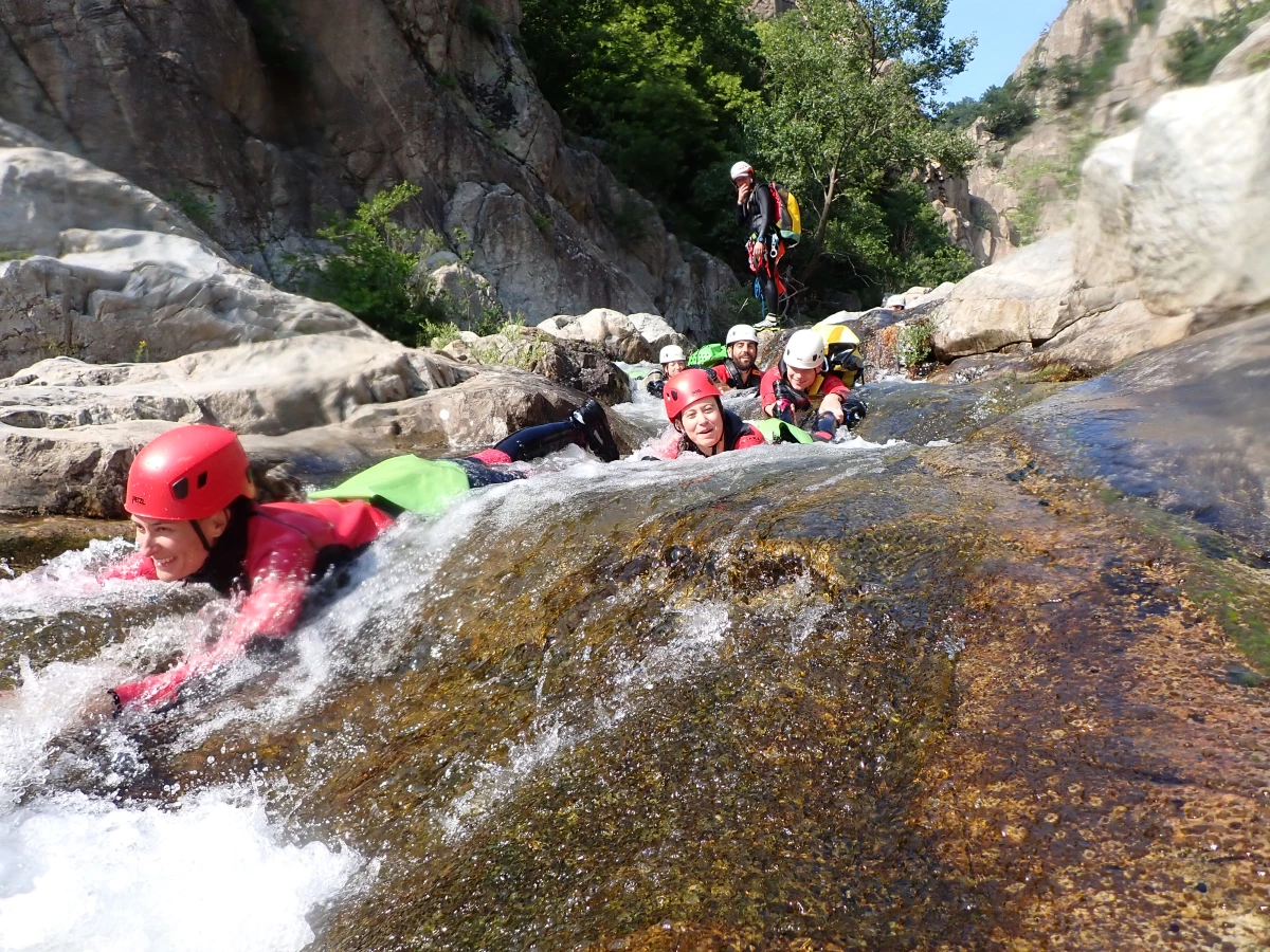 Canyoning à Bas-Chassezac - Bonjour Fun