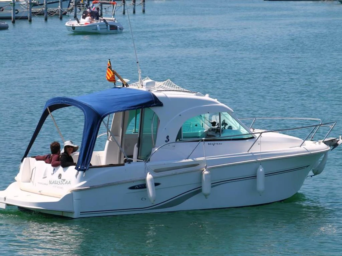 Bateau avec capitaine - Bonjour Fun