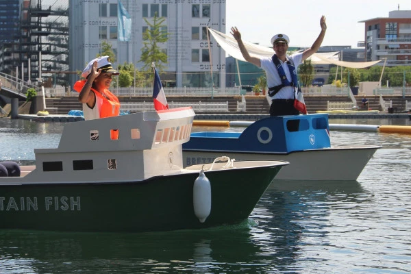 BATEAU ELECTRIQUE ENFANT 1H (prix par bateau) - Bonjour Fun