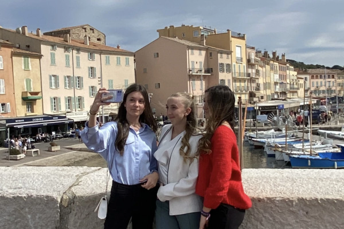 Soyez une star à Saint Tropez - Bonjour Fun