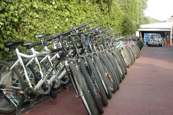 Location de vélo ou VTT - Livraison St Raphaël/Fréjus/St Aigulf - Bonjour Fun