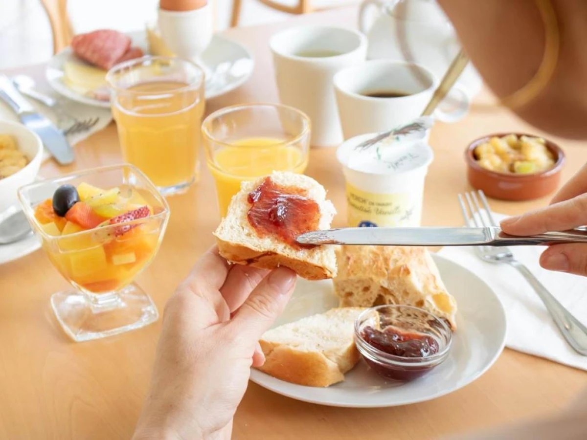 Brit Hotel Châteaudun - Bonjour Fun