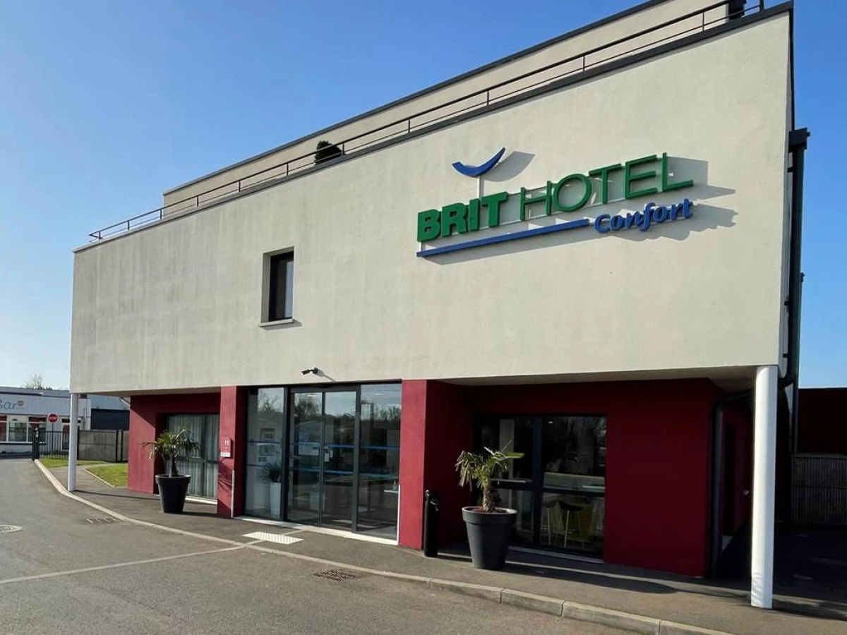 Brit Hotel Confort Loches - Bonjour Fun