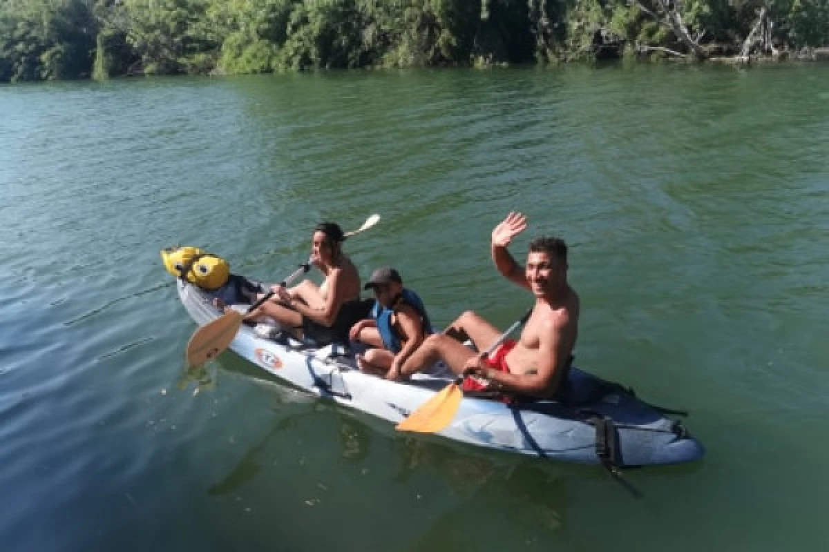 Canoë 3 places sur la rivière de l'Argens - Saint Aygulf - Bonjour Fun