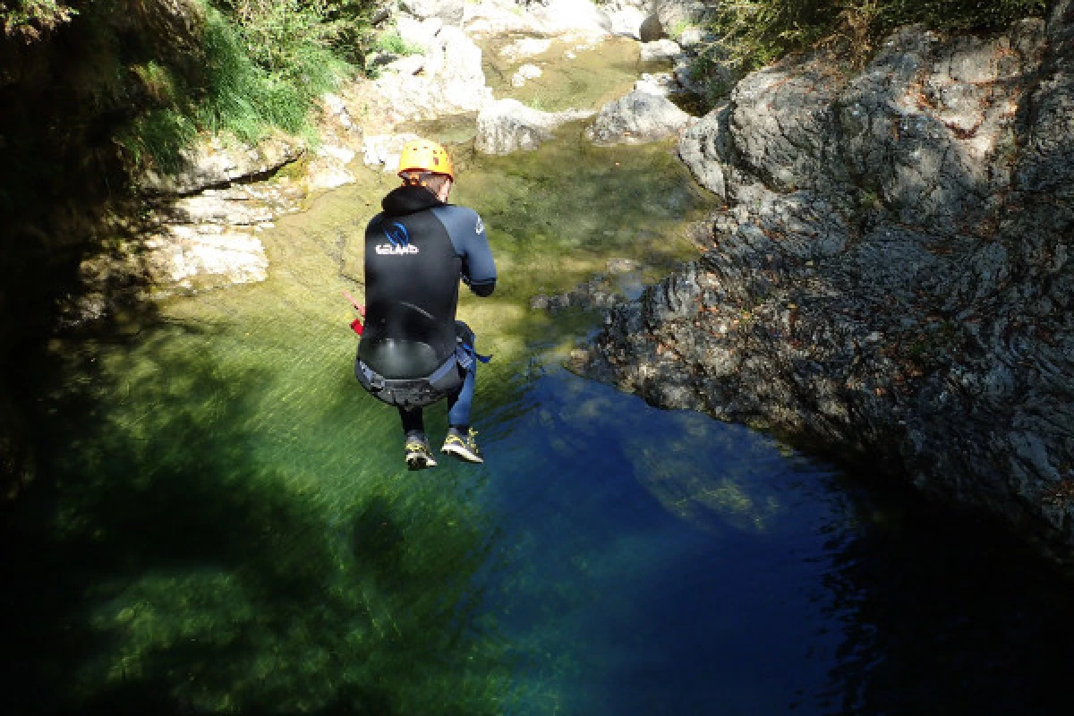 Canyoning d'aventure la Bollène - Vallée de la Vésubie - Bonjour Fun