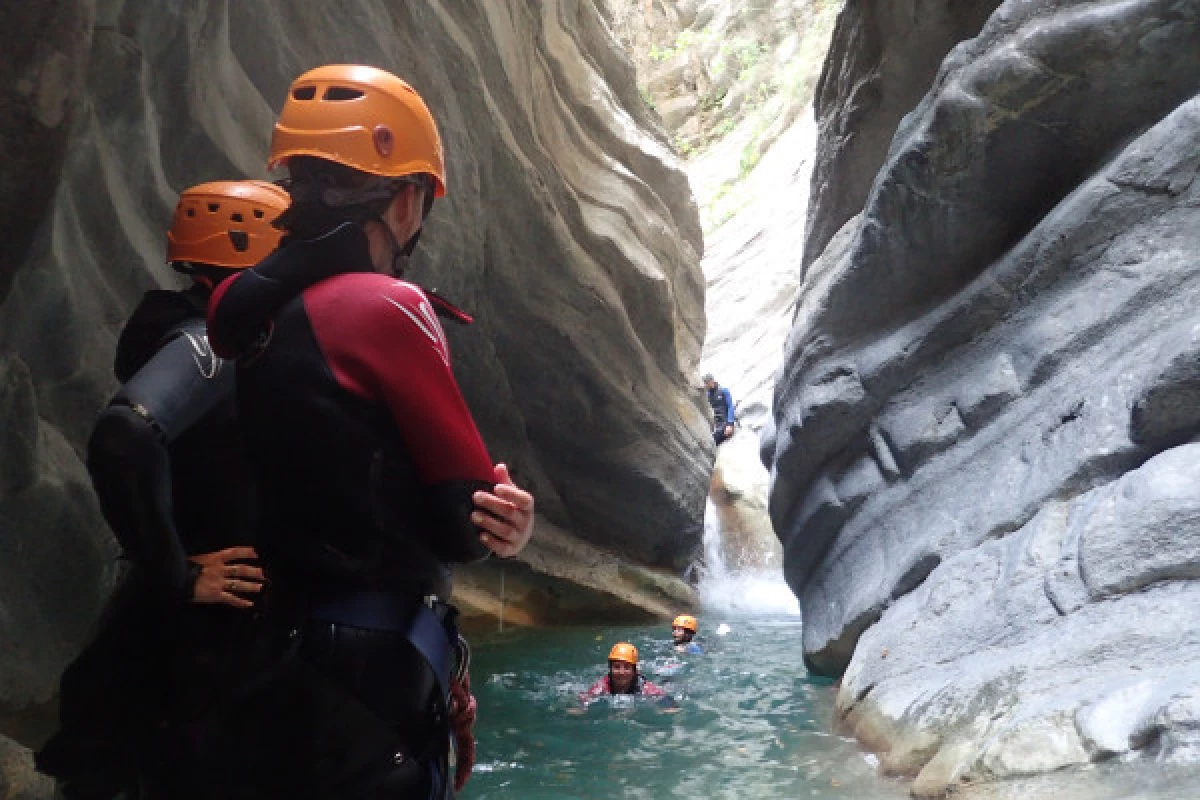 Canyoning  de la Vésubie- Demi- journée - Niveau 2 - Bonjour Fun