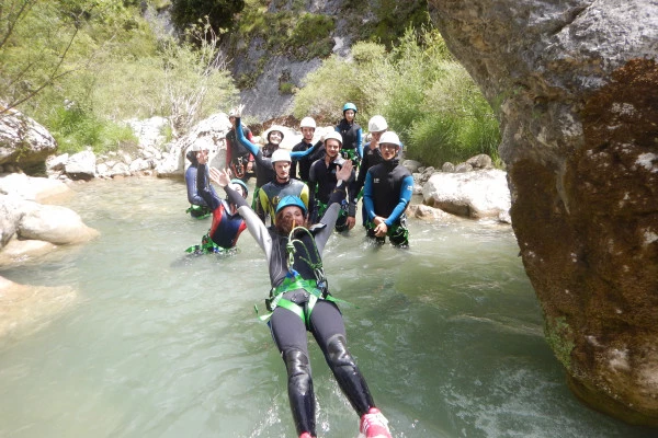 Canyoning le Gour du Ray, débutant 1/2 journée (+ 8 ans) - Bonjour Fun