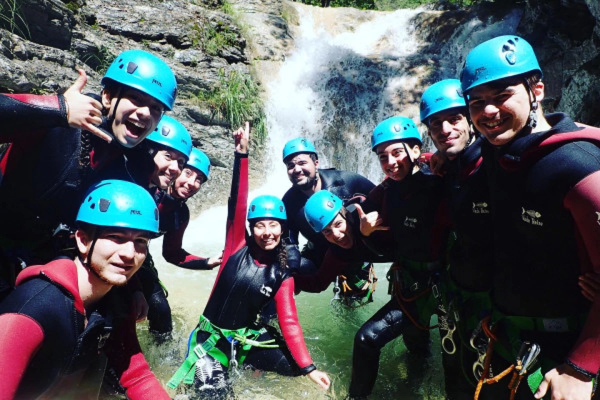 Canyoning Roya - Ruisseau d'Audin - Randonnée aquatique - Bonjour Fun