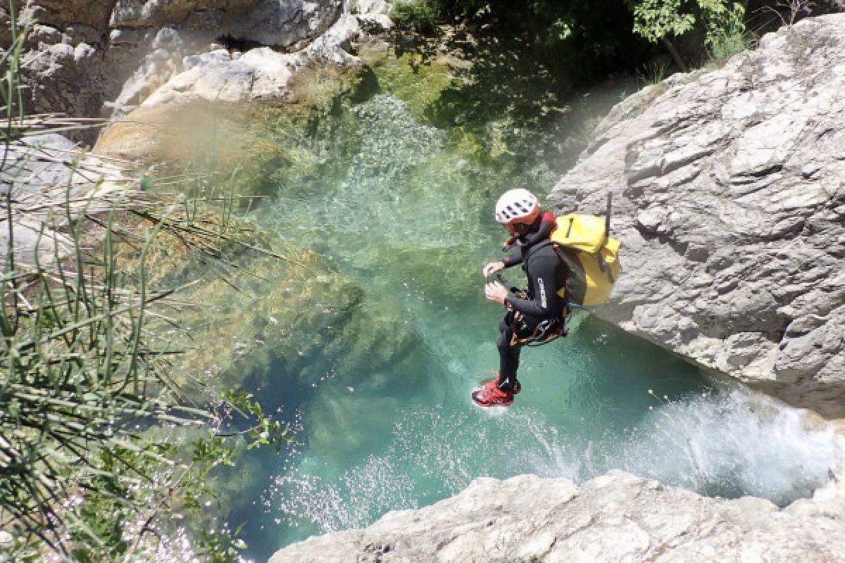 Canyoning Roya - Ruisseau d'Audin - Randonnée aquatique - Bonjour Fun