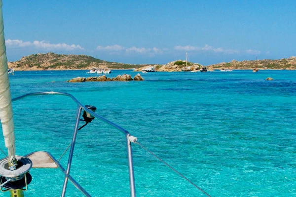 CATAMARAN PRIVATISE 14 JOURS CORSE - Bonjour Fun