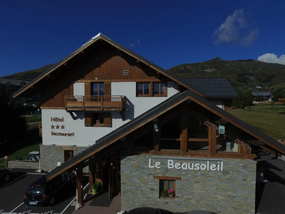 Chalet-Hôtel Le Beausoleil - Bonjour Fun