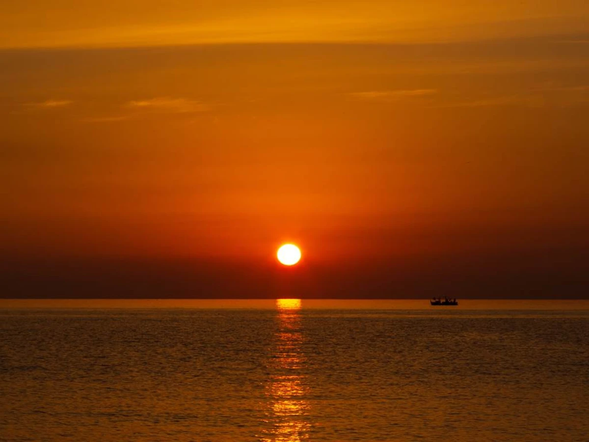 COUCHER DE SOLEIL SUR AGADIR - Bonjour Fun