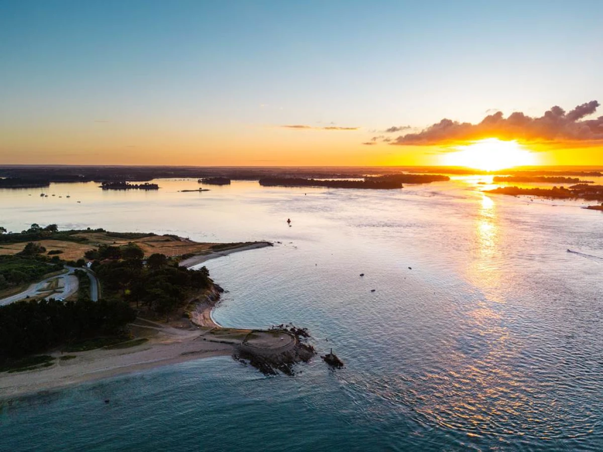 Croisière privative Golfe du Morbihan AfterWork - Coucher de Soleil - Bonjour Fun