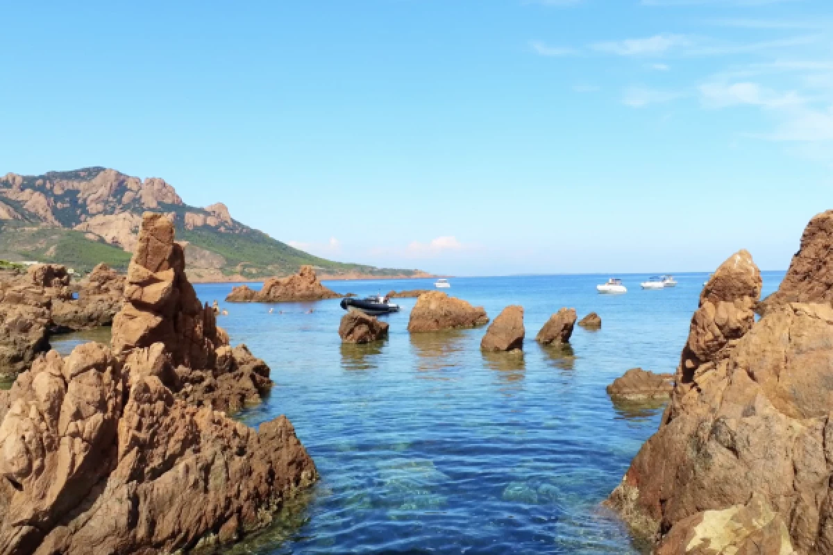 Départ St Raphaël: Estérel et Calanques - Bonjour Fun