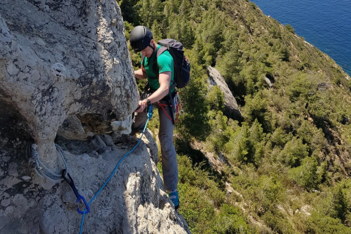 Escalade grande voie demi-journée - Bonjour Fun