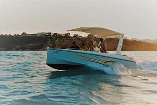 Excursion bateau avec skipper - les calanques de l'Estérel - Bonjour Fun