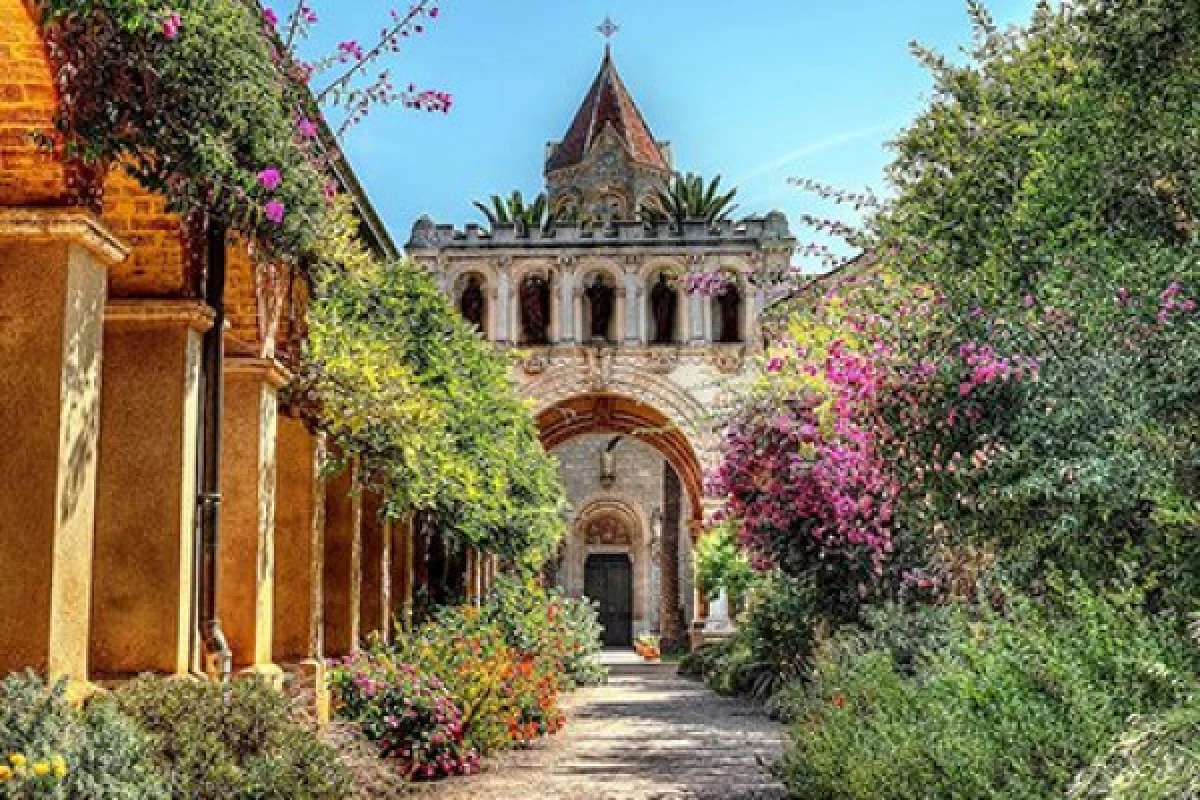 Excursion Saint Honorat: Ile de Lérins et estérel - Bonjour Fun