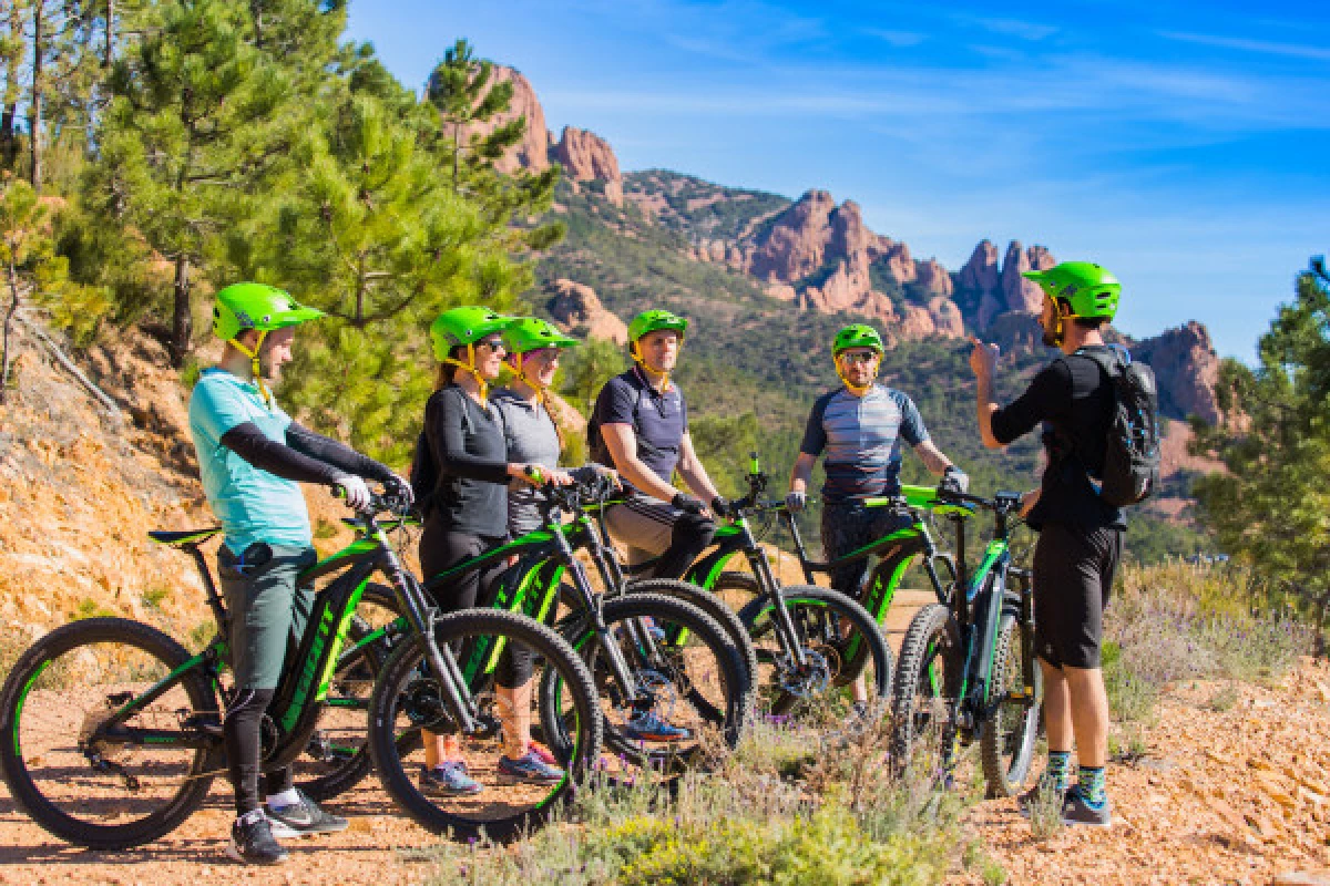 Excursion VTT électrique dans l'Estérel & dégustation de produits du terroir en forêt - Bonjour Fun