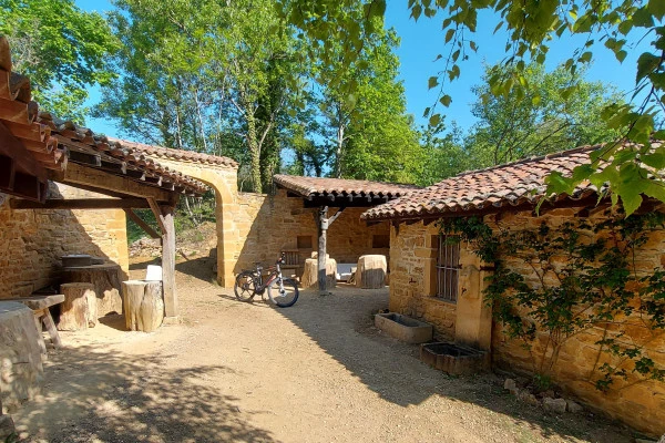 GEOPARK UNESCO - DECOUVERTE - LES CARRIERES DE GLAY - Bonjour Fun