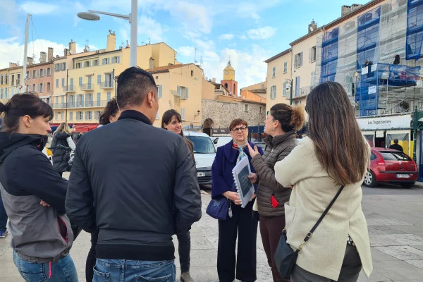 Groupe : Visite de Saint Tropez - Bonjour Fun