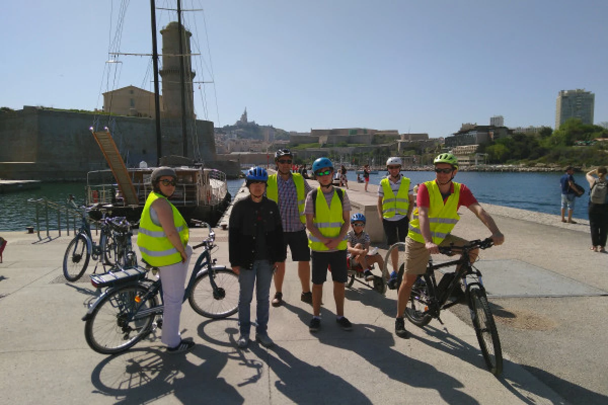 Grand tour de Marseille avec pick up - Bonjour Fun