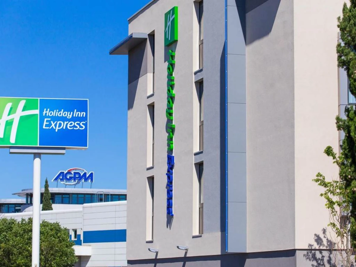 Holiday Inn Express Toulon - Est - Bonjour Fun