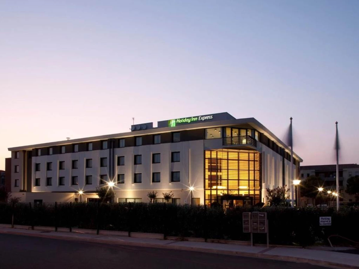 Holiday Inn Express Toulouse Airport - Bonjour Fun