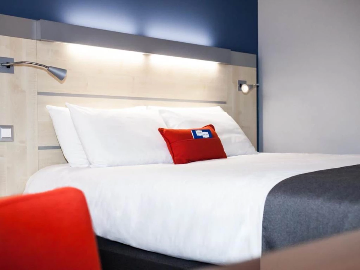 Holiday Inn Express Toulouse Airport - Bonjour Fun