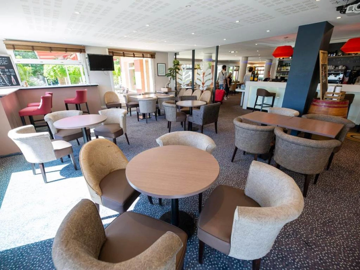 Hostellerie Saint Vincent Beauvais Aeroport - Bonjour Fun