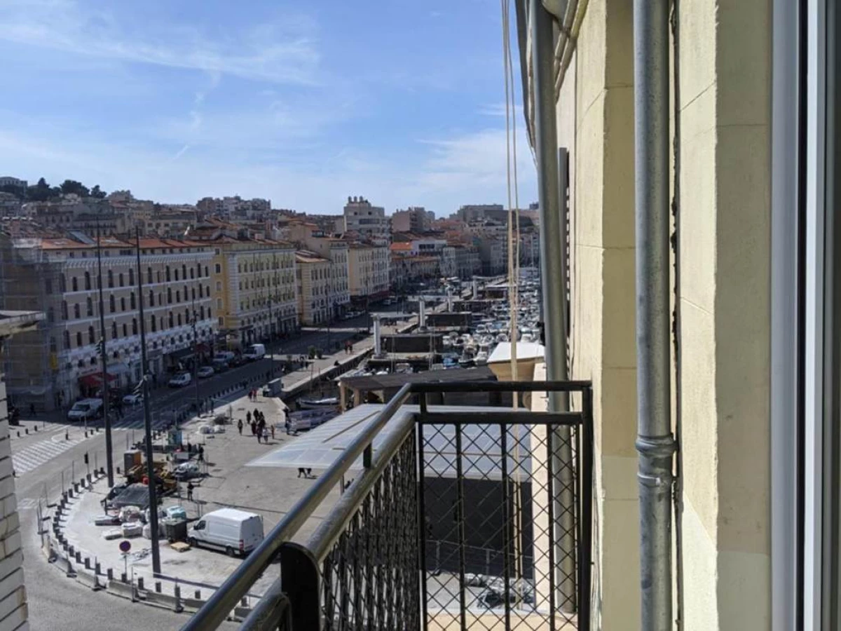 Hôtel Carré Vieux Port - Bonjour Fun