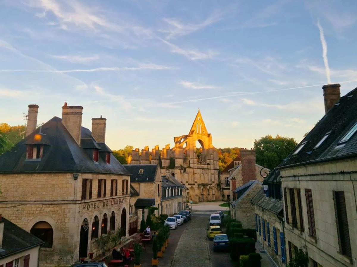 HOTEL DE L'ABBAYE DE LONGPONT - Bonjour Fun