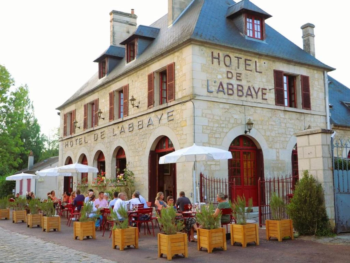 HOTEL DE L'ABBAYE DE LONGPONT - Bonjour Fun