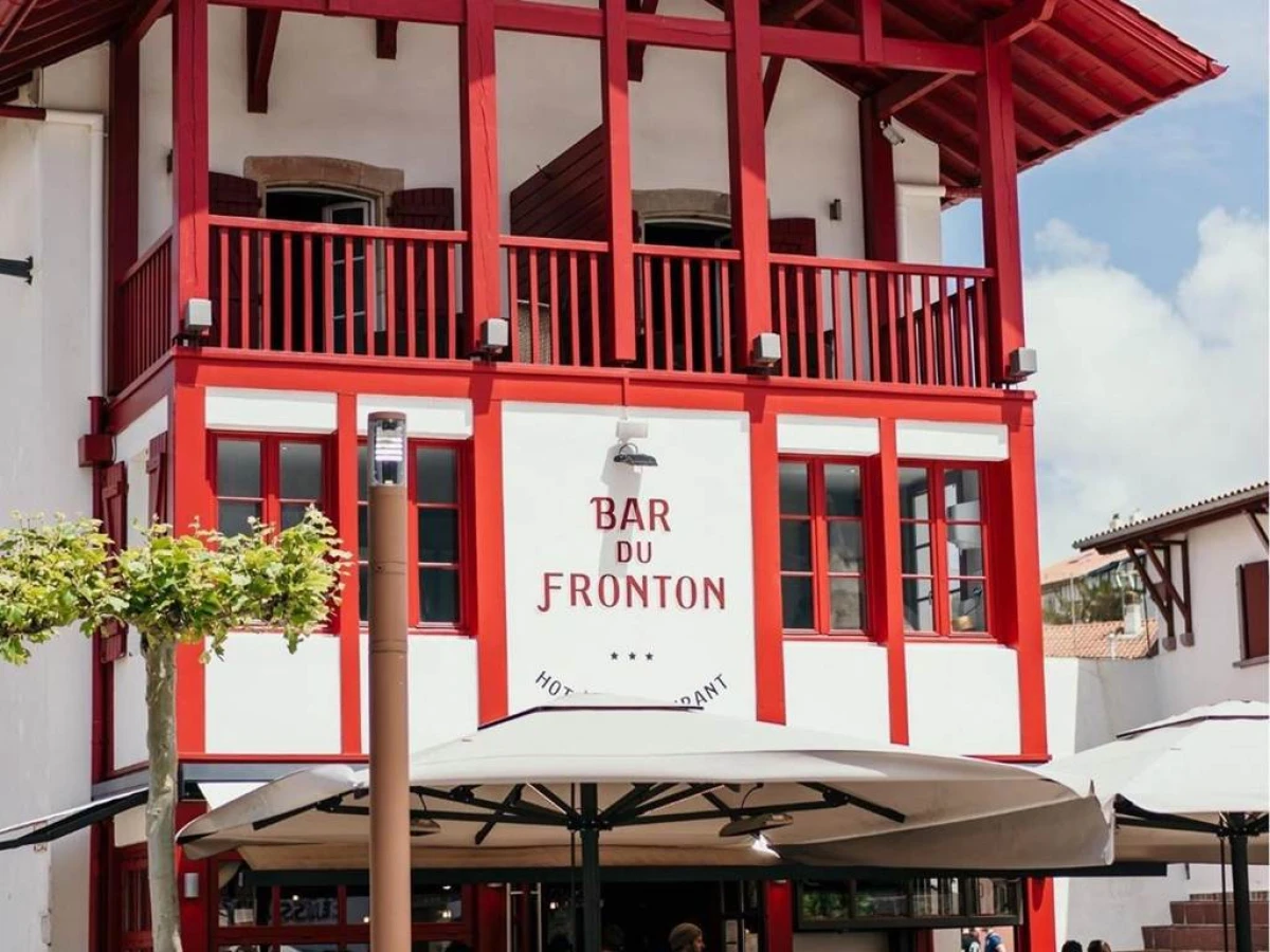 Hotel du Fronton - Bonjour Fun