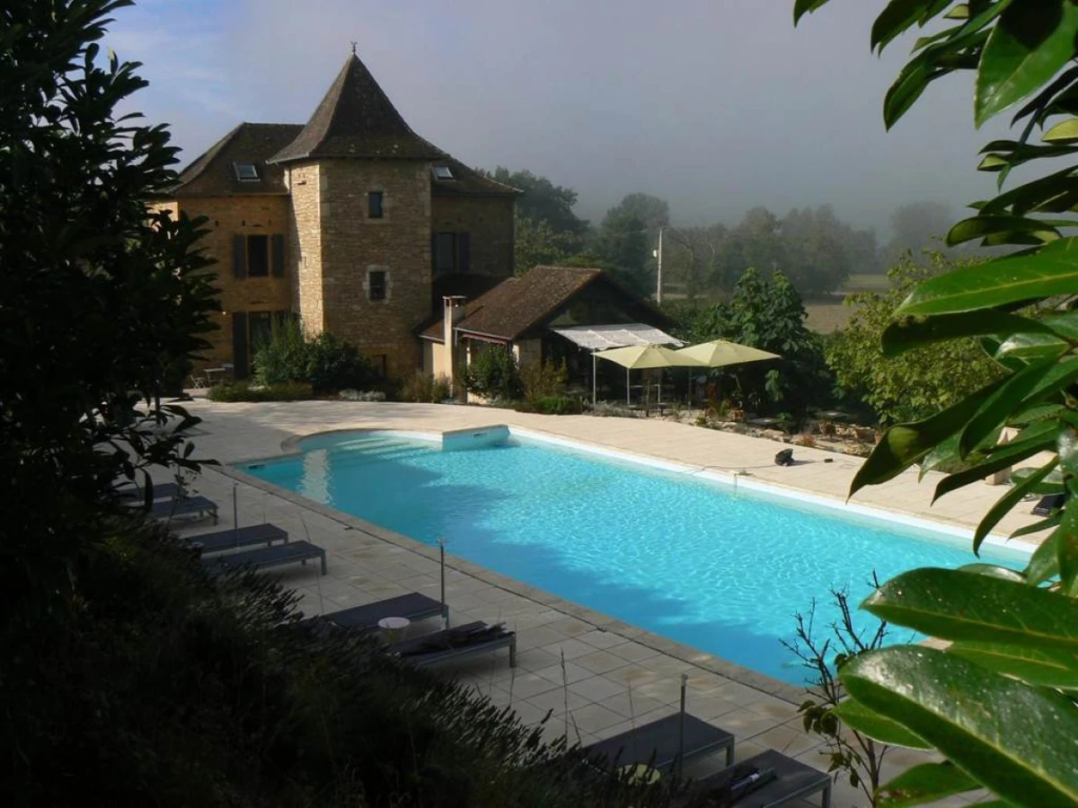 Hotel La Bastie d'Urfé - Bonjour Fun