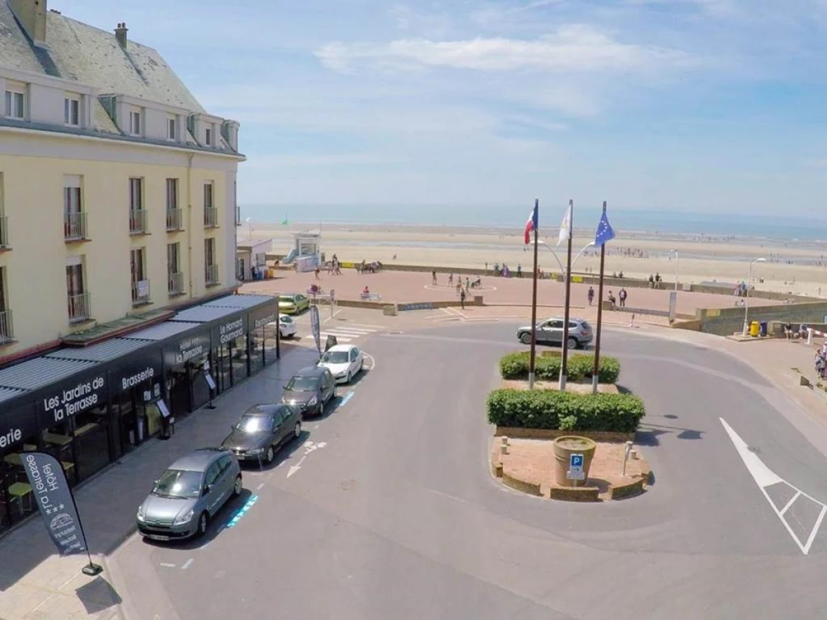 Hotel La Terrasse - Bonjour Fun