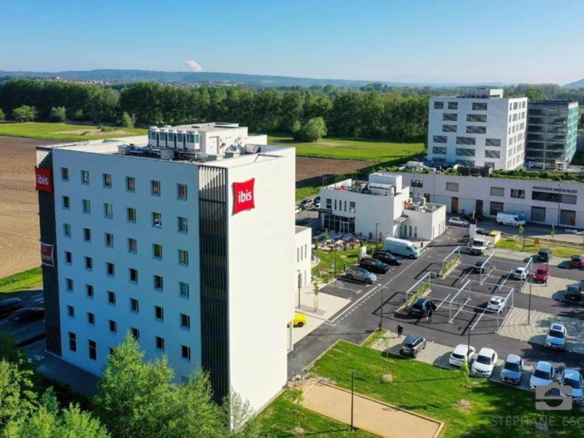 Ibis Bourgoin Jallieu Medipole - Bonjour Fun