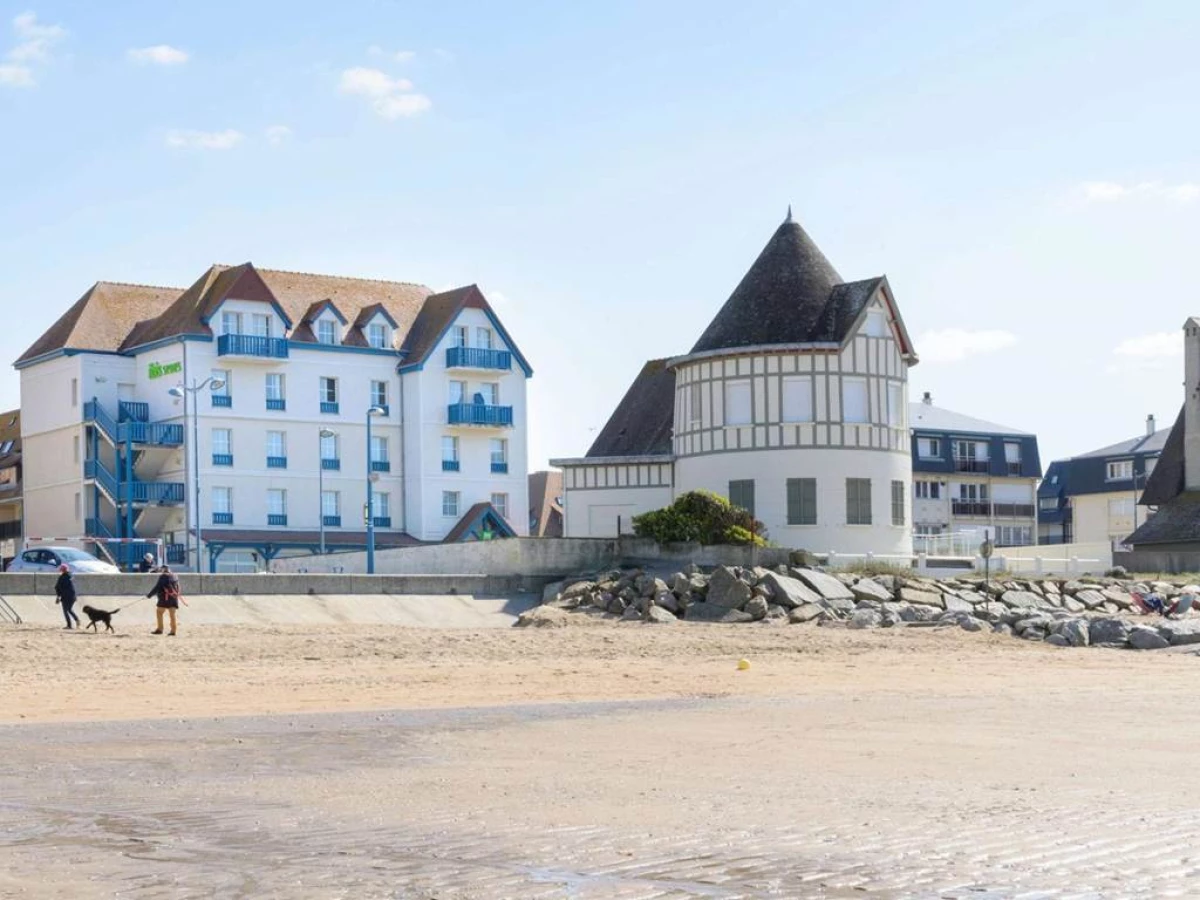 ibis Styles Deauville Villers Plage - Bonjour Fun