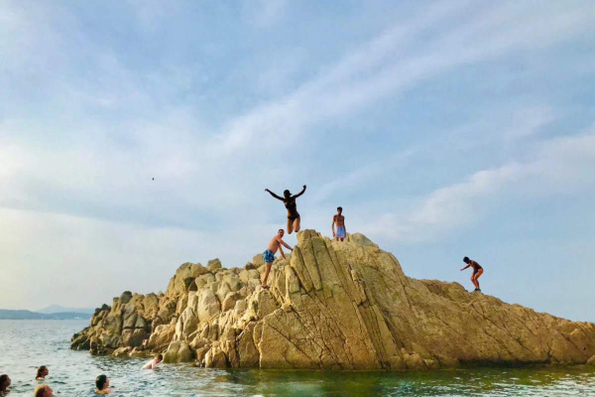 Individual paddle rental - Plage de Pampelonne Saint-Tropez - Bonjour Fun