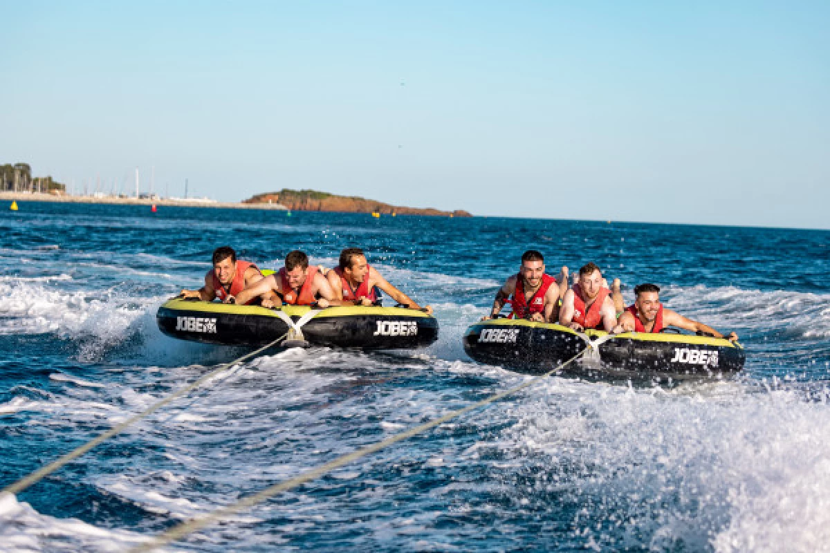 Jeux nautiques (Bouées, banane) - Saint Raphaël - Bonjour Fun