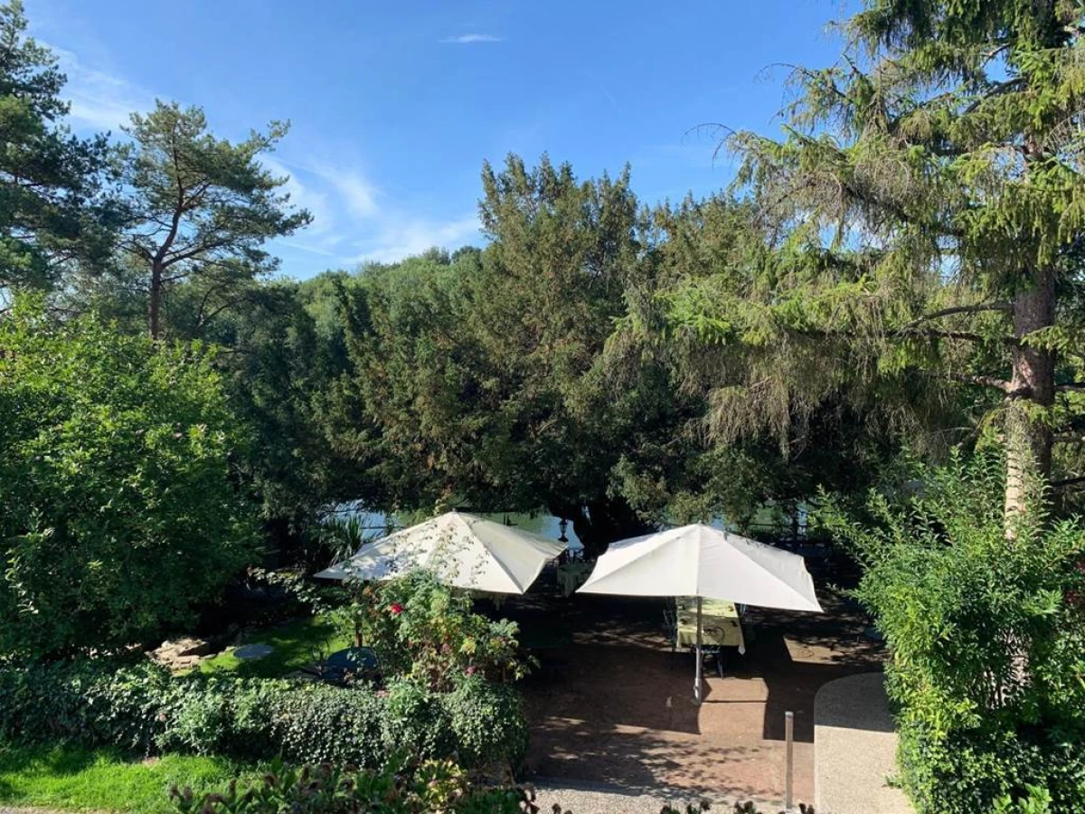 L'Auberge du Port des Roches - Bonjour Fun