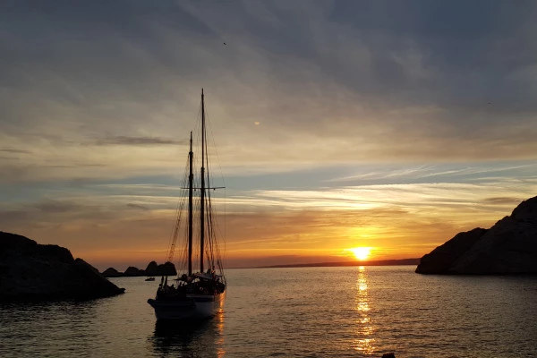 Goélette Alliance - sunset sailing - Bonjour Fun