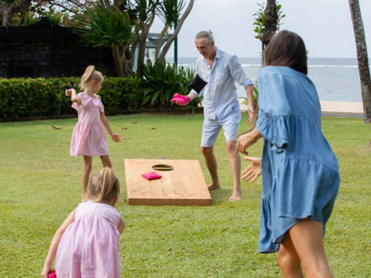 Le Cornhole - Bonjour Fun