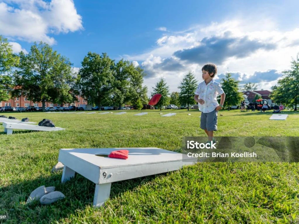 Le Cornhole - Bonjour Fun