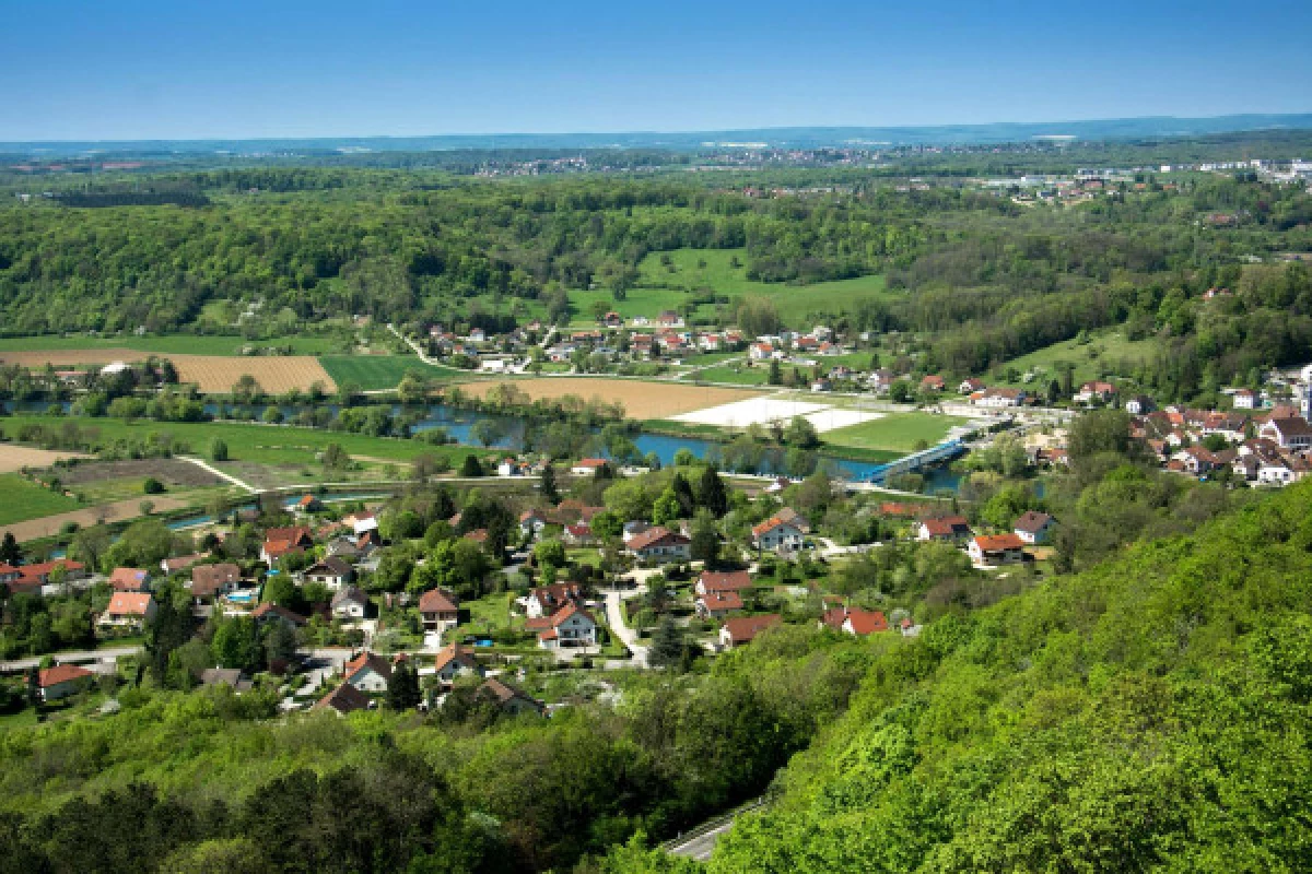 LE ROCHER DE VALMY - Bonjour Fun